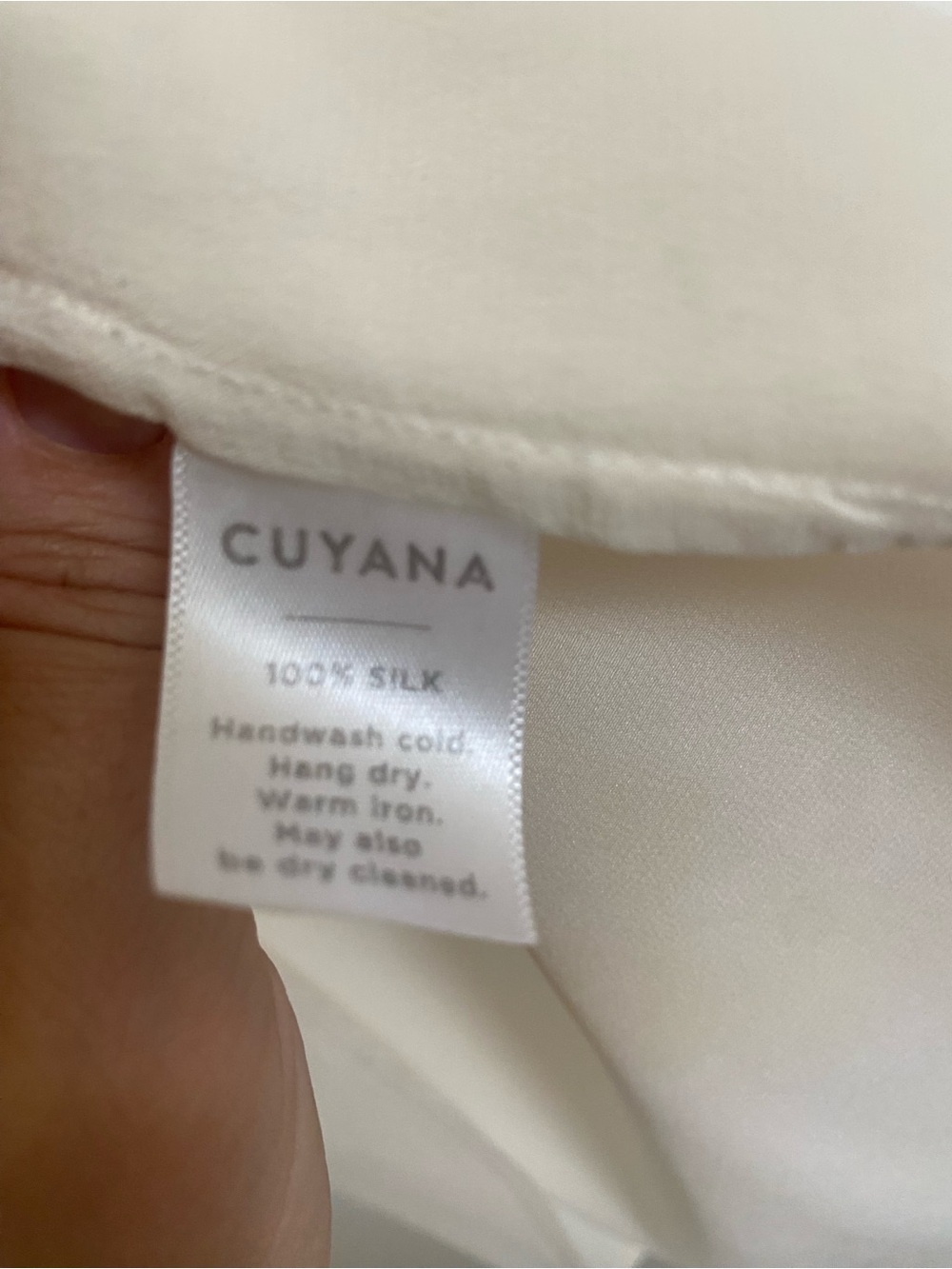 Cuyana 100% silk Cream Split-Neck Long-Sleeve Blouse - Picture 5 of 6